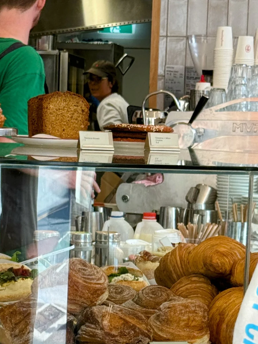Vibe, Standing Room Coffee - Fitzroy North