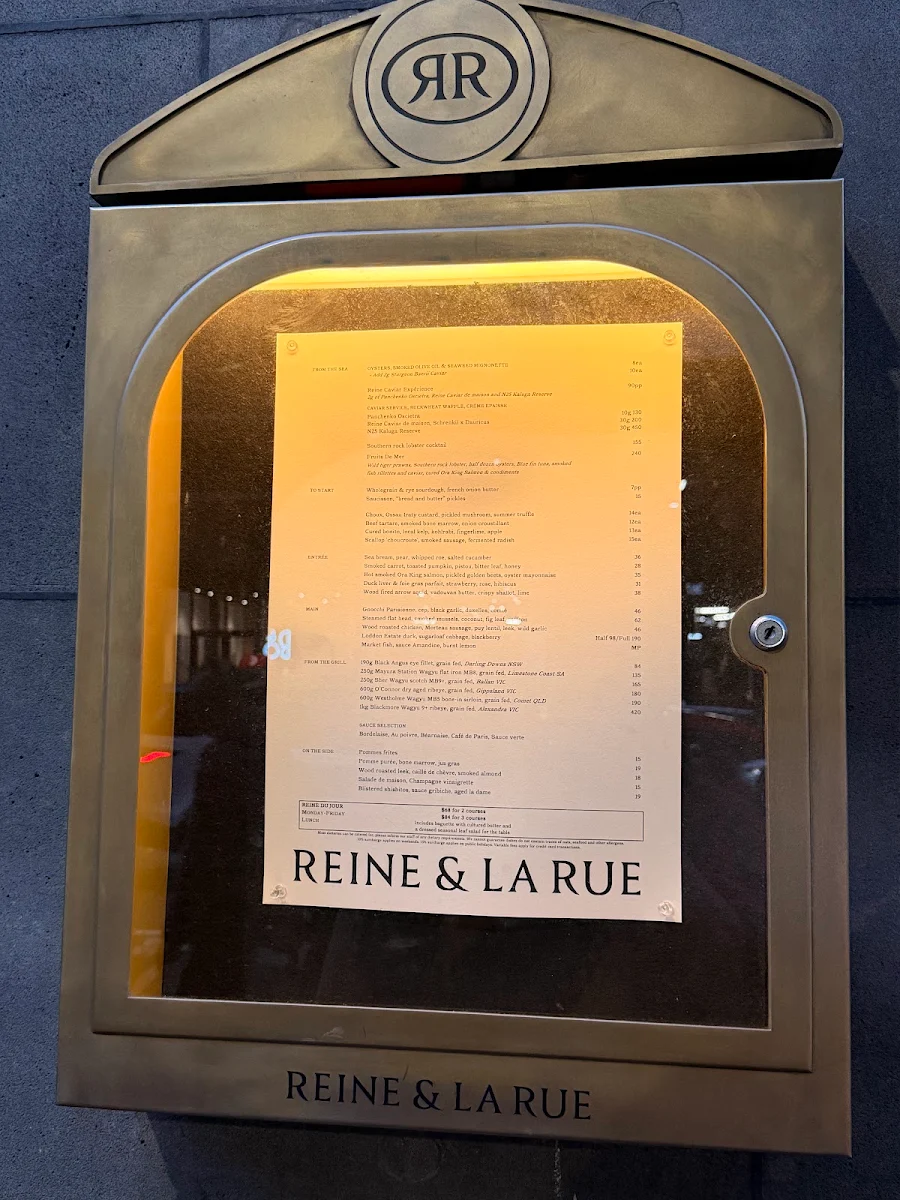 Menu, Reine & La Rue