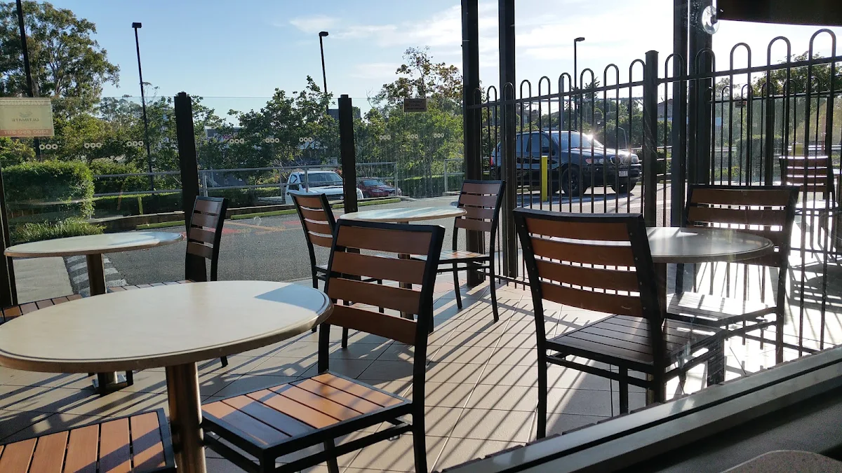 Vibe, Hungry Jack's Burgers Taringa