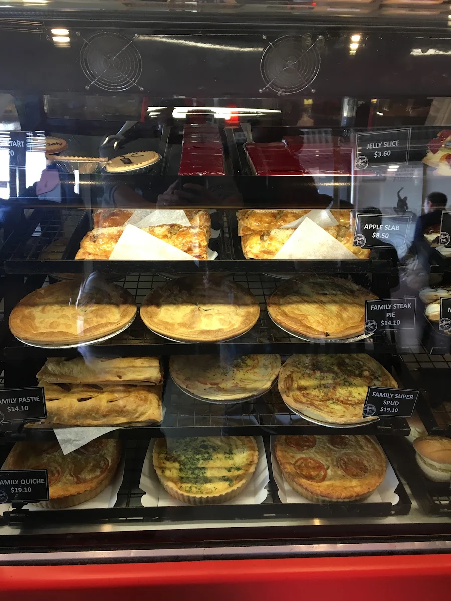 Food & drink, Rolling Pin Pies & Cakes