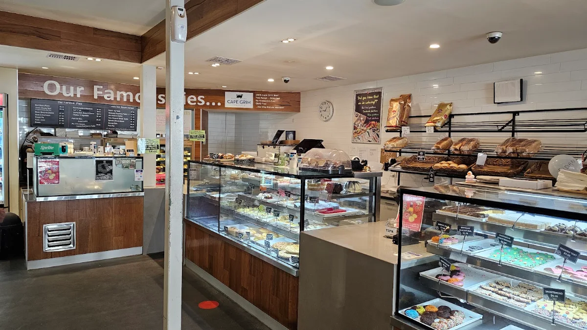 Vibe, Rolling Pin Pies & Cakes
