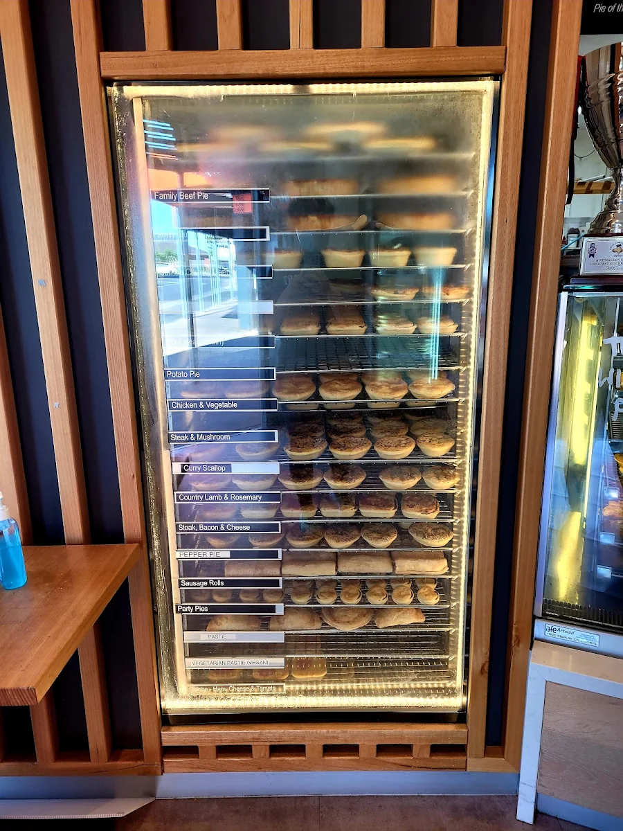 Vibe, Rolling Pin Pies & Cakes
