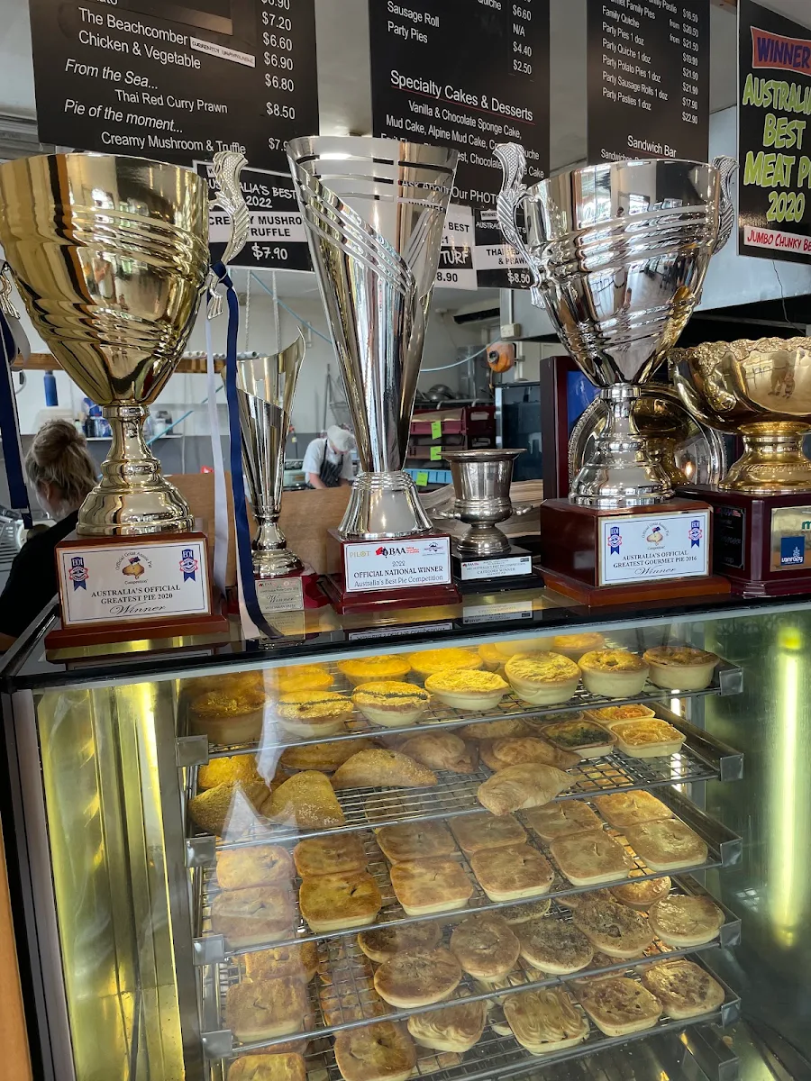 Vibe, Rolling Pin Pies & Cakes