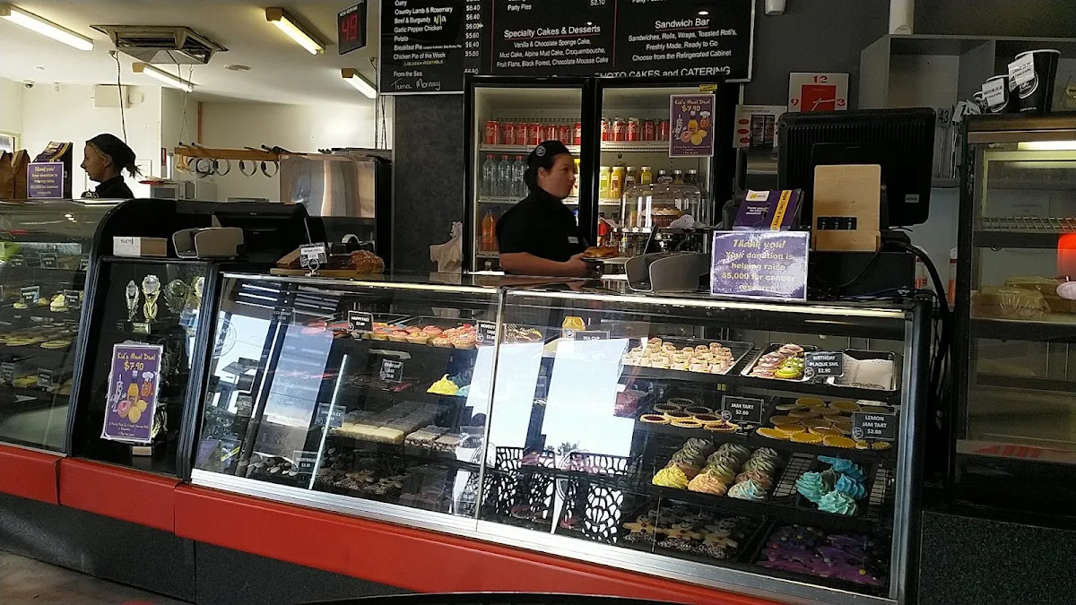 Vibe, Rolling Pin Pies & Cakes
