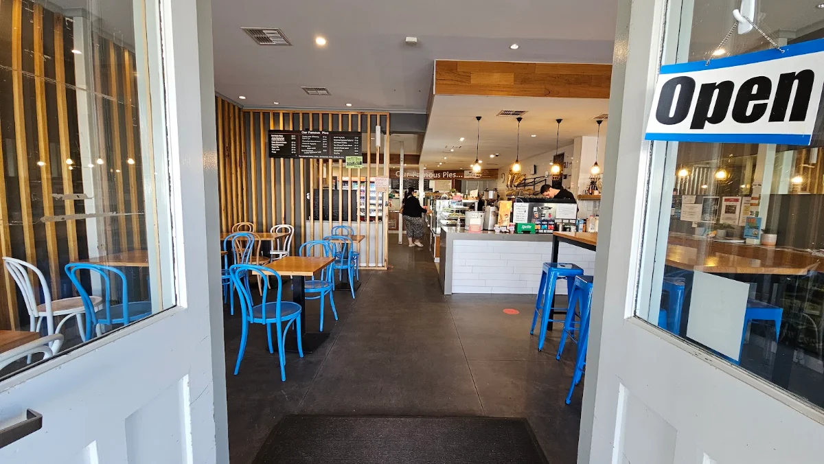 Vibe, Rolling Pin Pies & Cakes