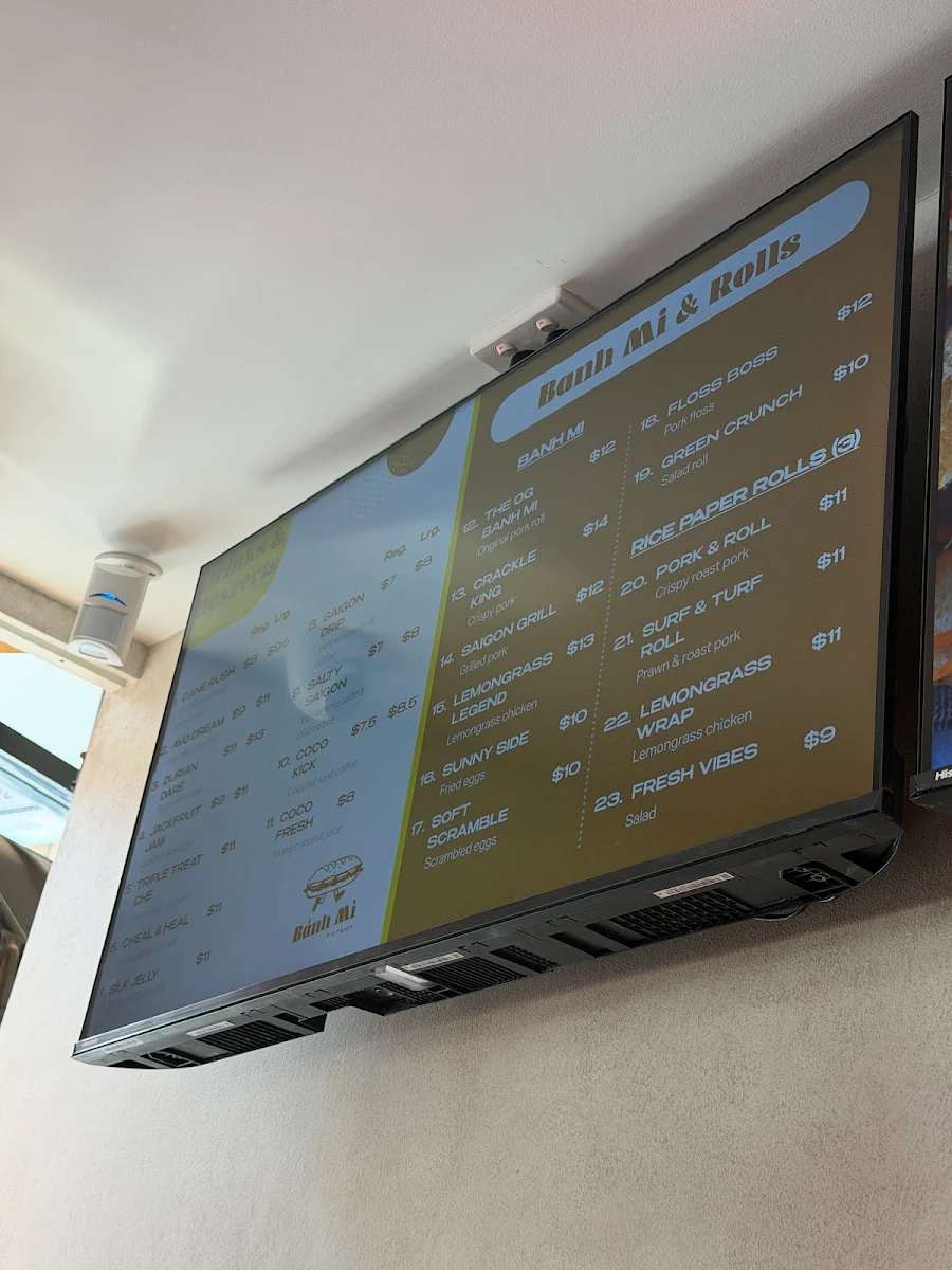Menu, Banh Mi District