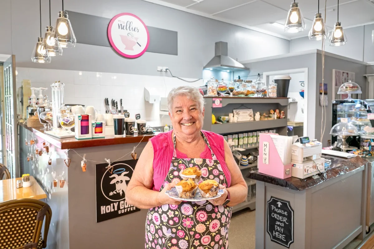 Vibe, Miss Nellie's Café