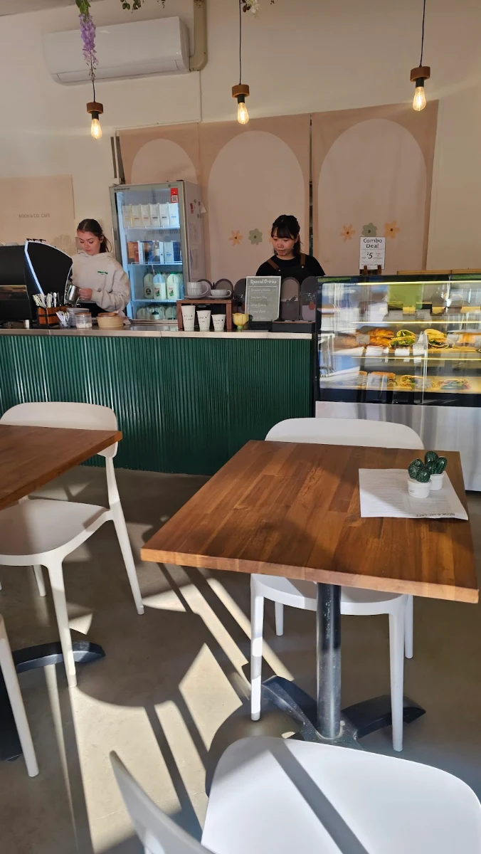 Vibe, Nook & Co. Cafe