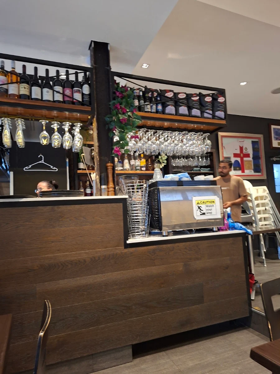 Vibe, Mario's Pizzeria Croydon