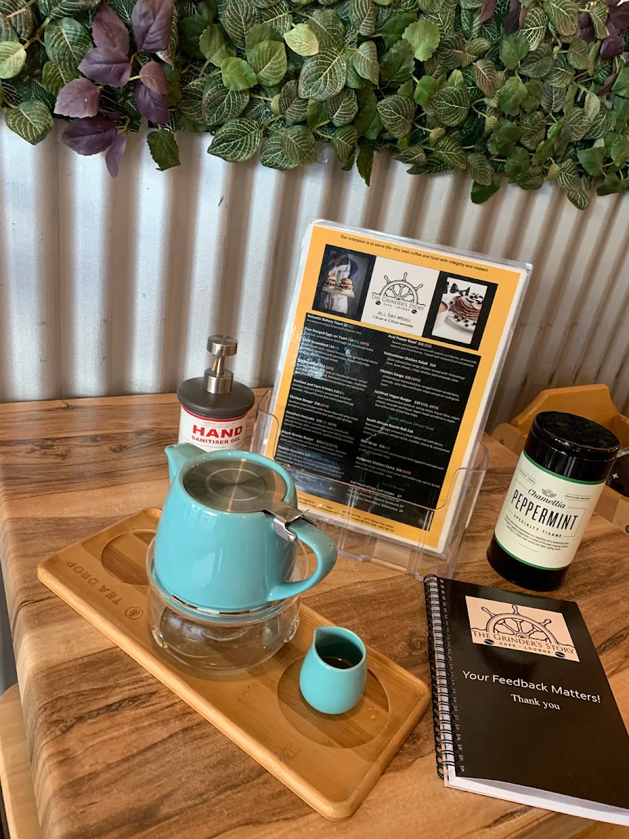 Menu, Madibaa Cafe