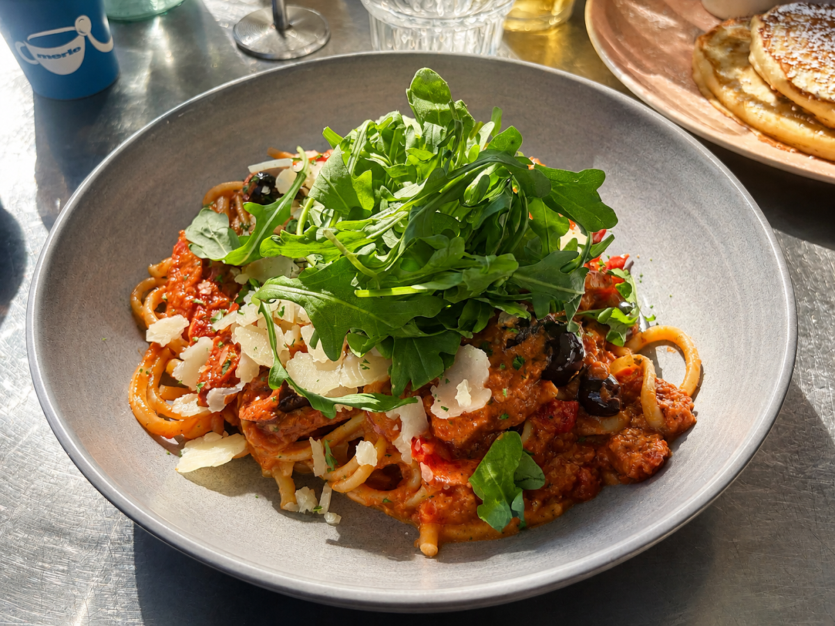 Food & drink, Dragonfly Cafe