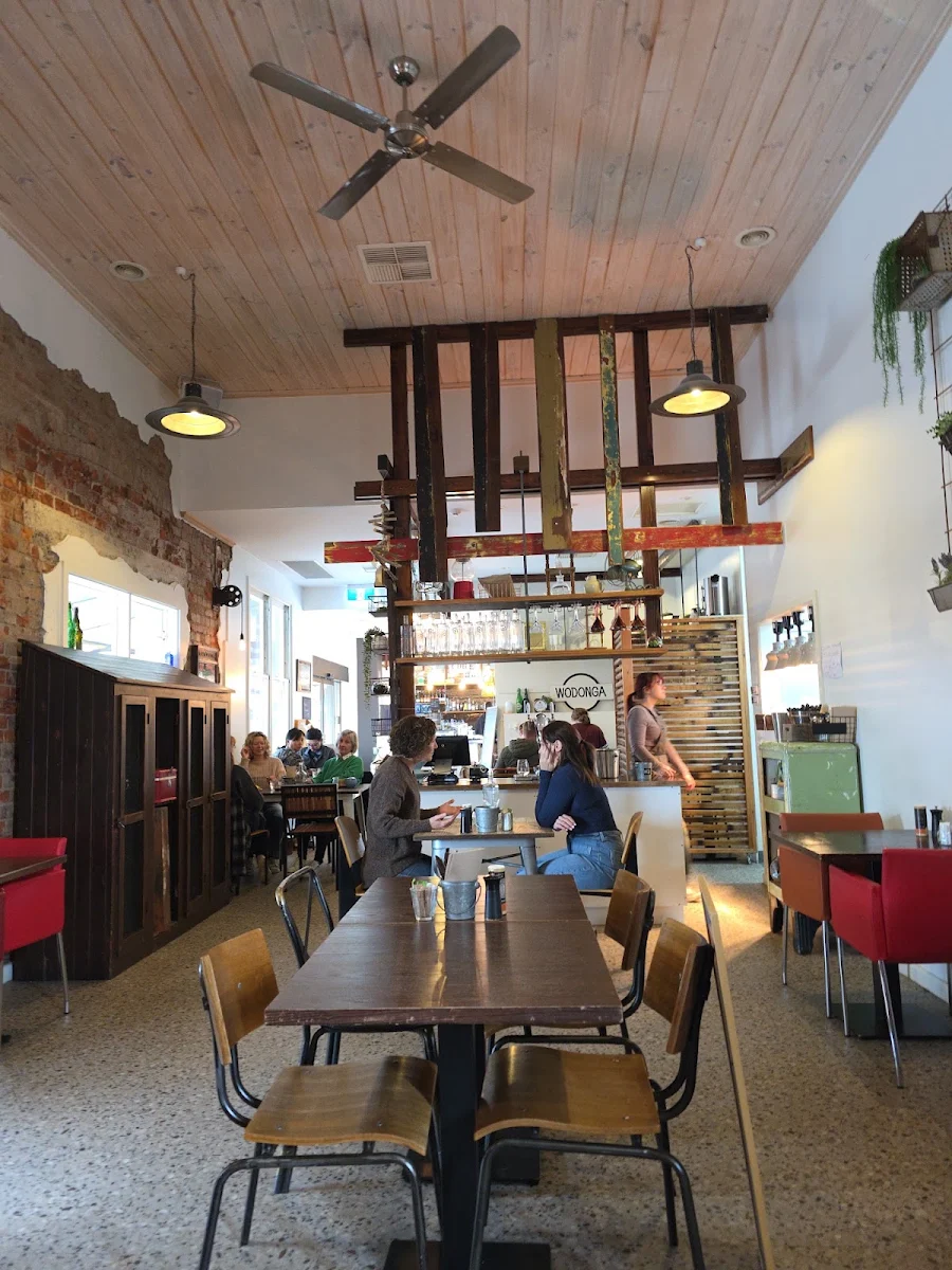 Vibe, BeanStation Cafe