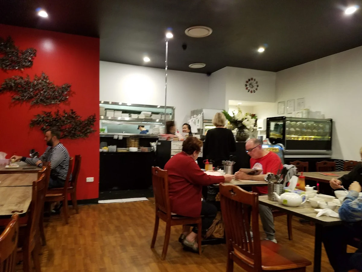 Vibe, Pho Inn