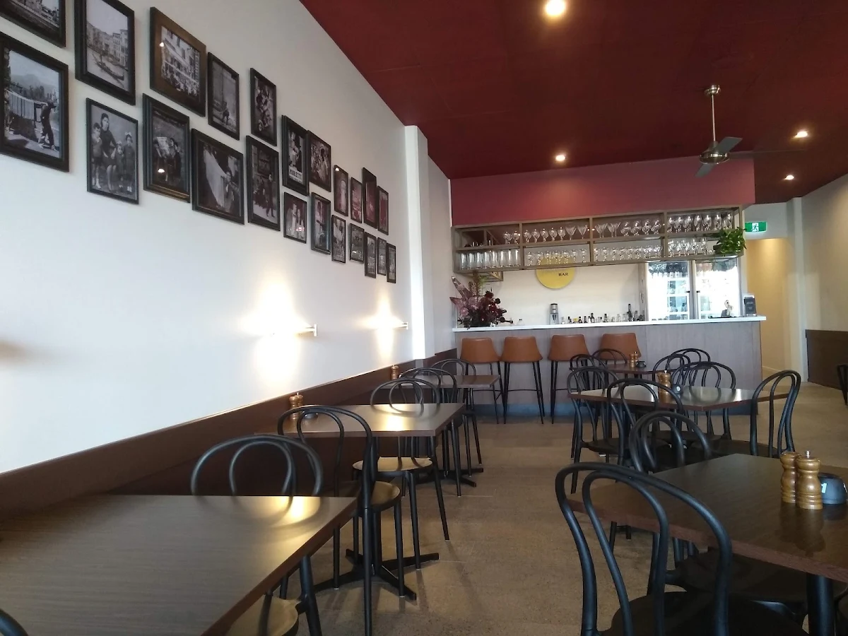 Vibe, Duci's Italian Restaurant