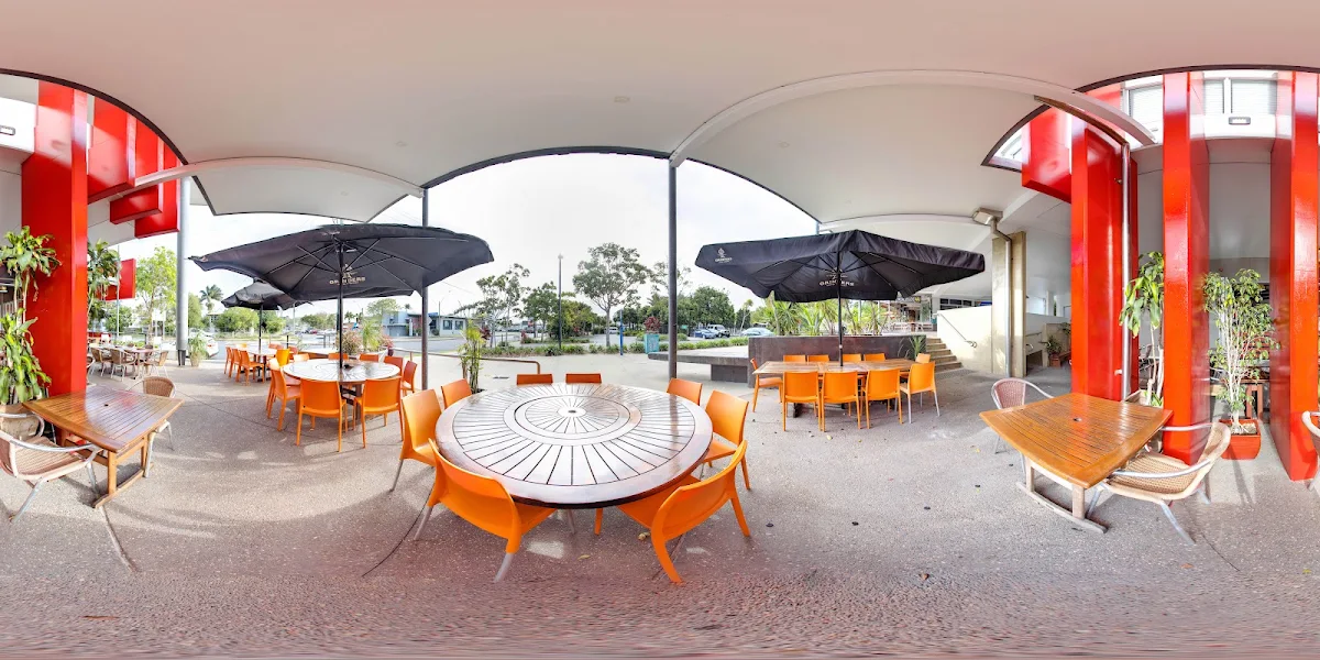 Vibe, The Eight Dining