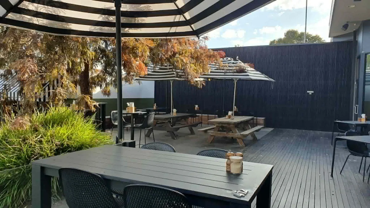 Vibe, Barwon Edge