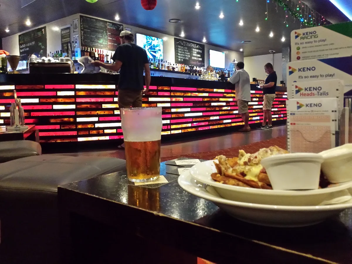 Vibe, Varsity Lakes Tavern