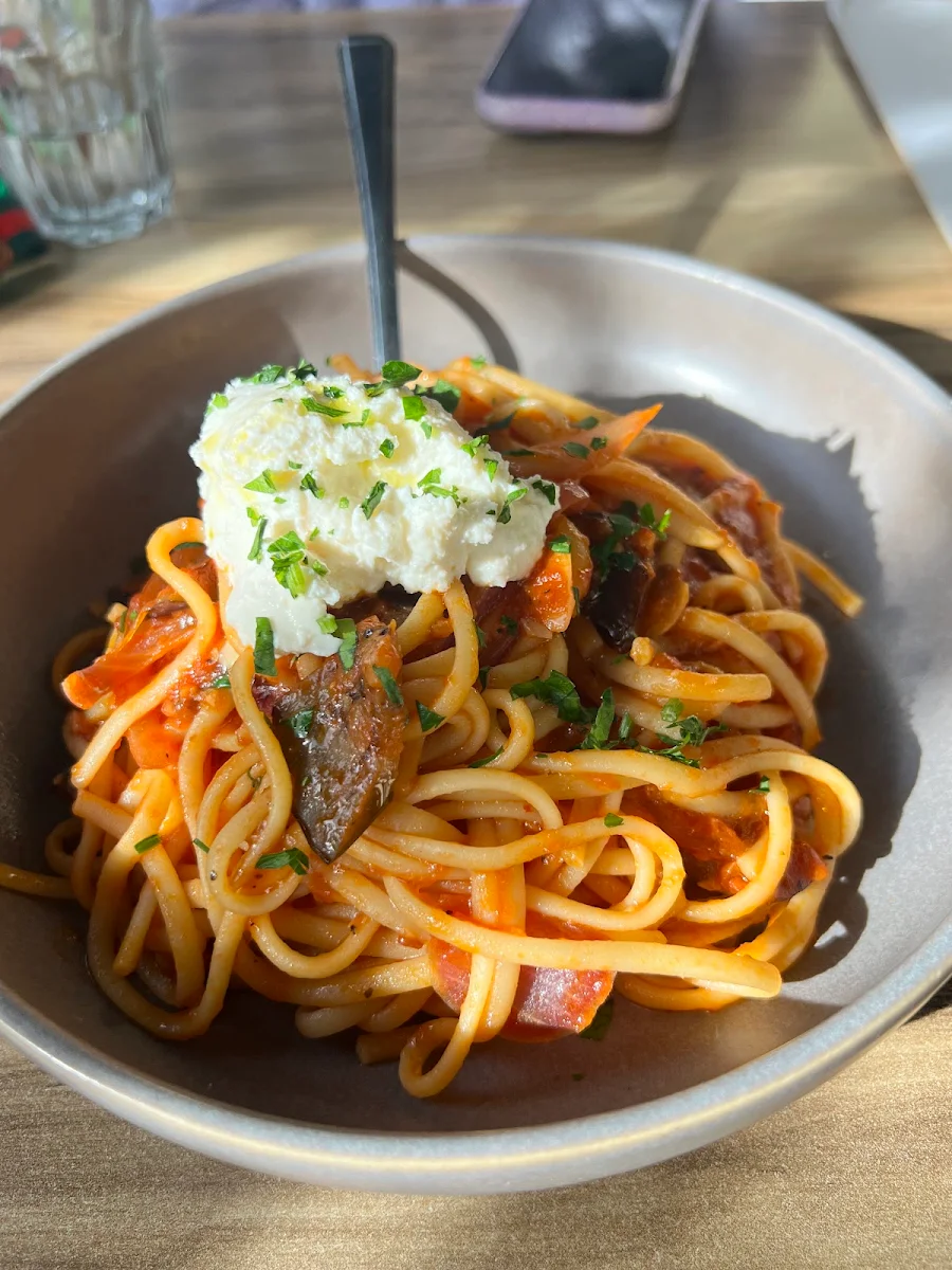 Food & drink photo 3