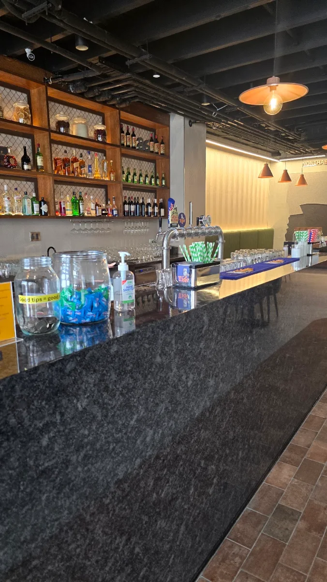 Vibe, 86 BANGKOK (KAWANA SHOPPINGWORLD)