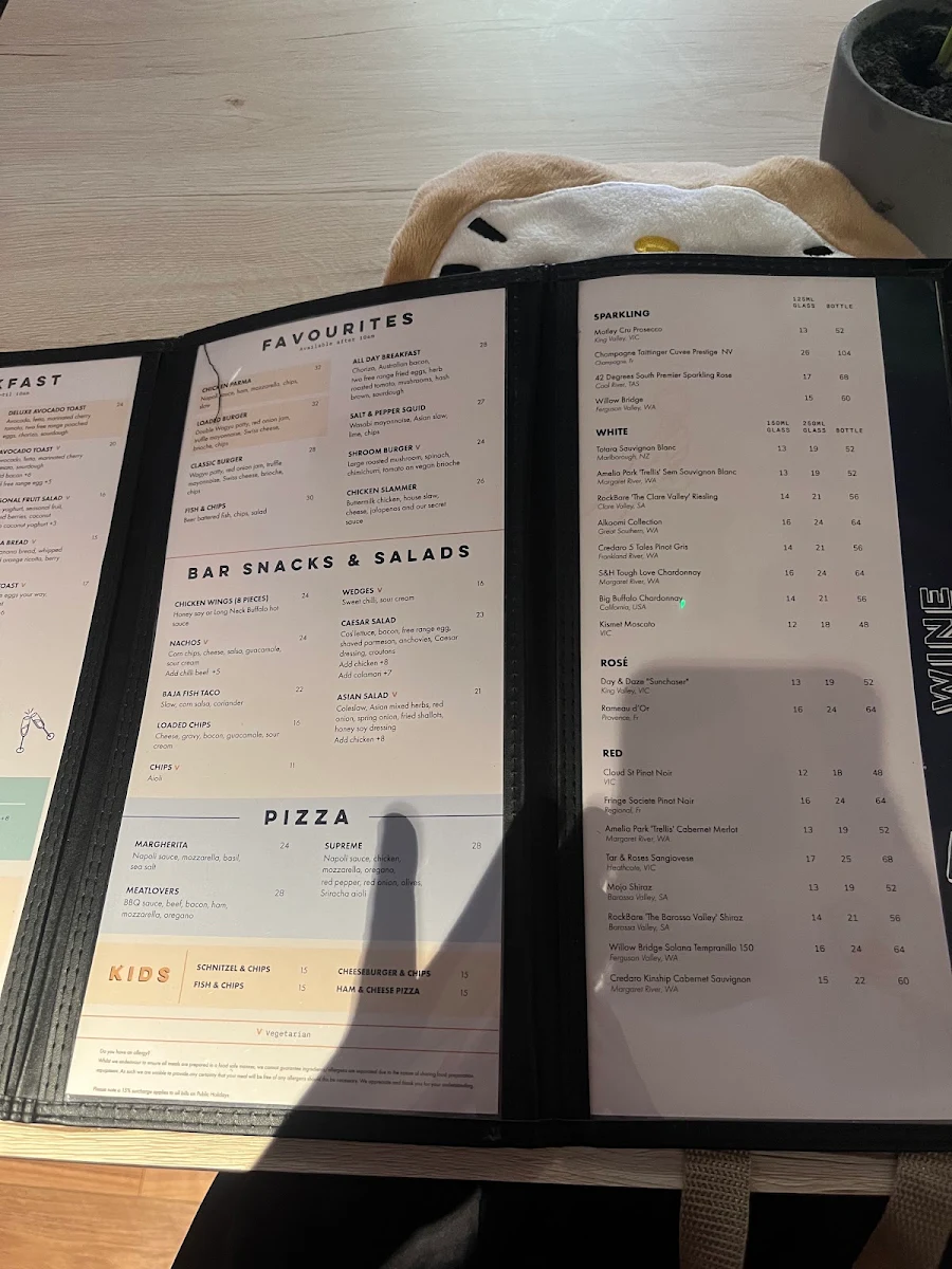 Menu, Longneck Public House