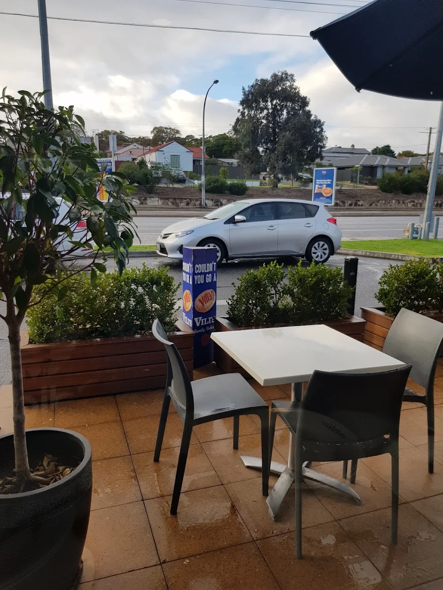 Vibe, Cafe De Vili's | Blair Athol