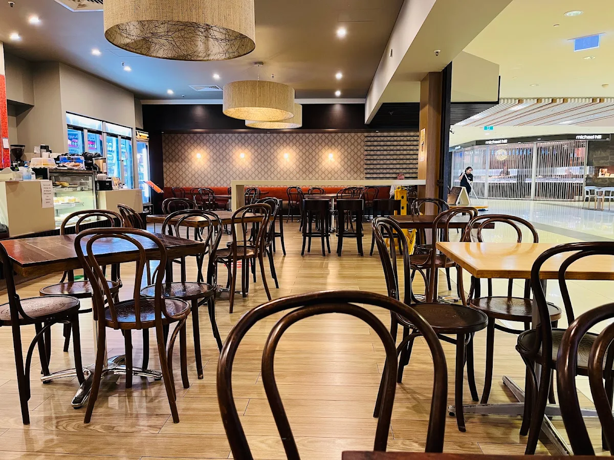 Vibe, Birdcage Coffee Lounge