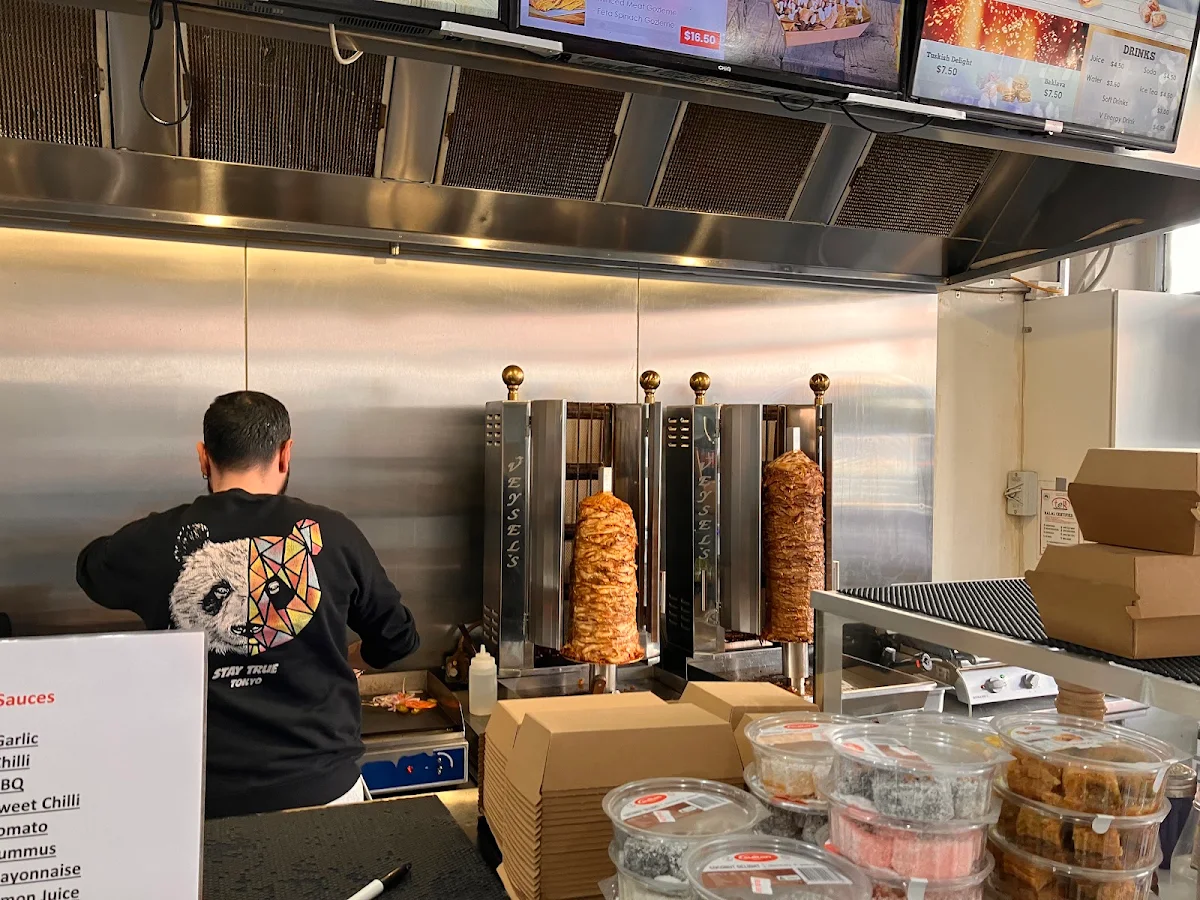 Vibe, I'M Kebab Richmond