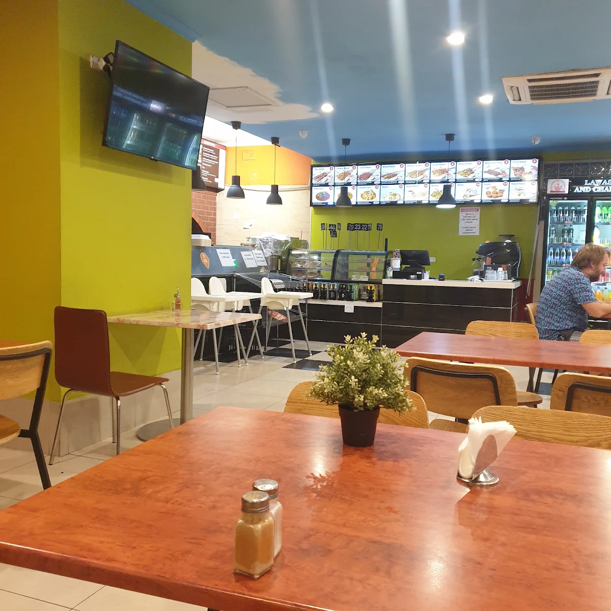 Vibe, Lawash Bakery