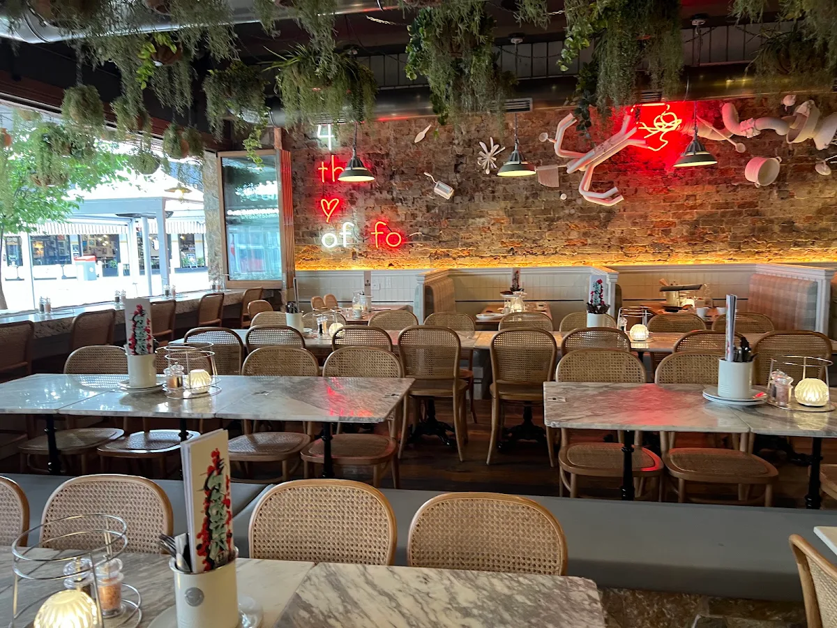 Vibe, BOCCA by Frankie B's