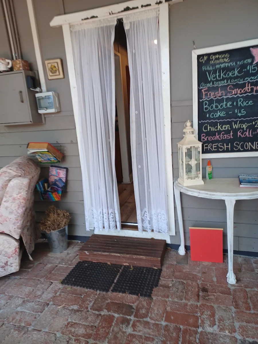 Menu, The Maali café