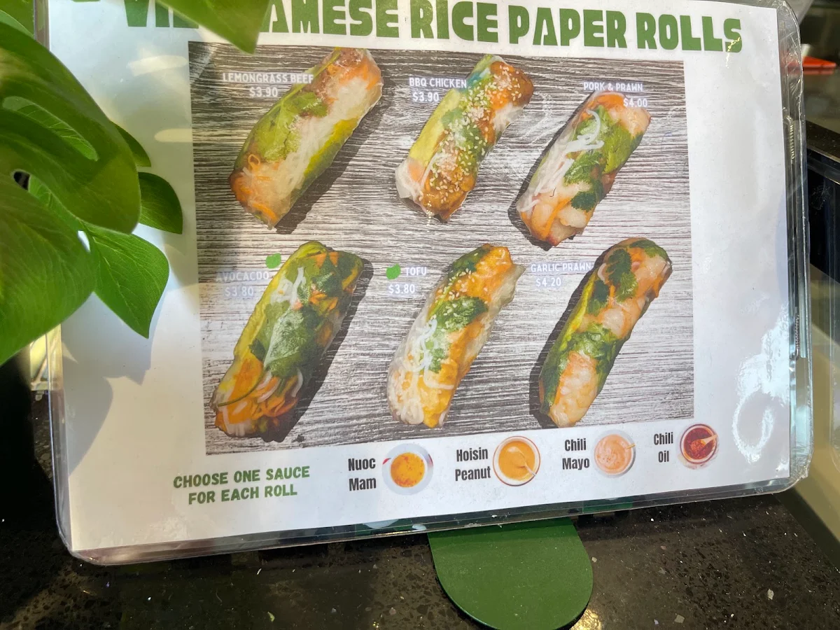 Menu, Fu Wok N Roll Beenleigh