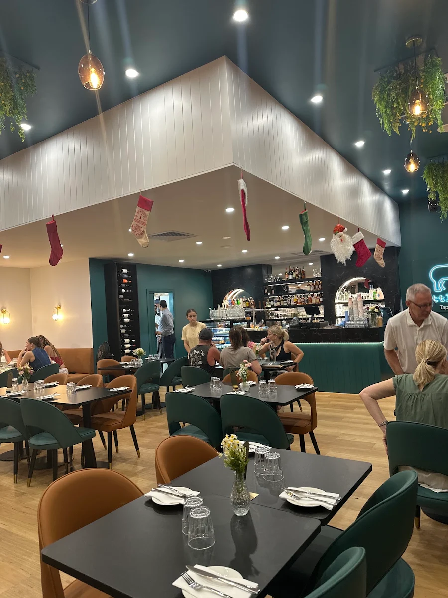 Vibe, Little Lamb Burpengary