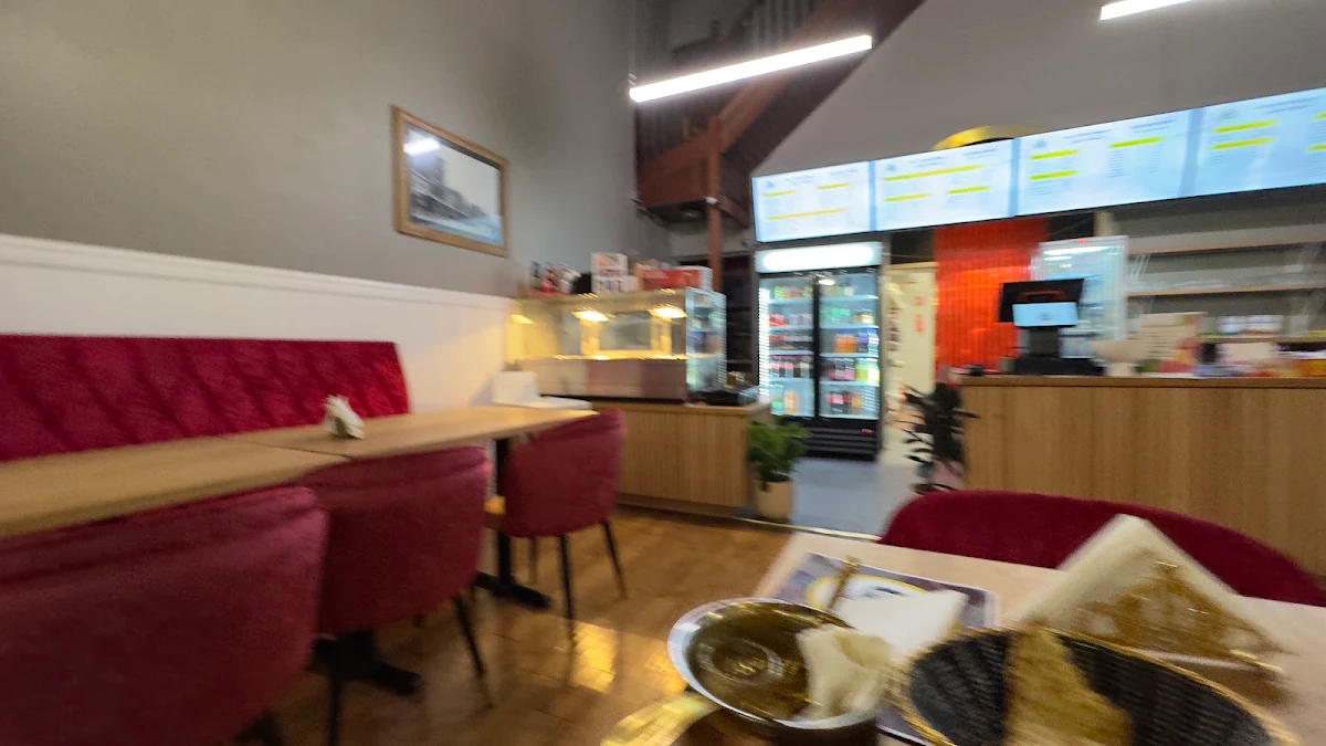 Vibe, CURRY STATION