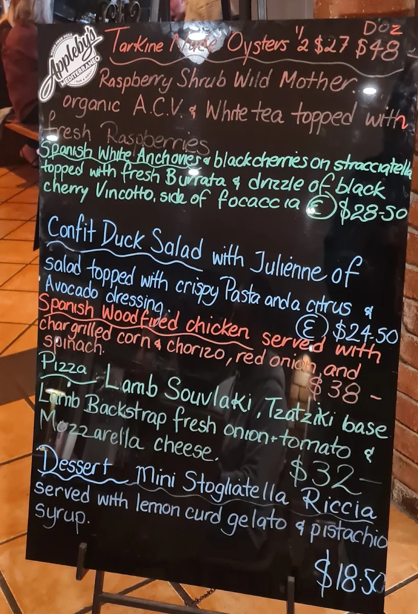 Menu, Applebys Mediterraneo Bar & Grill