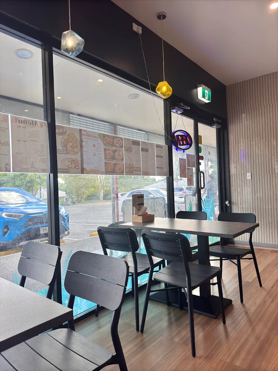 Vibe, LITTLE BANGKOK BISTRO