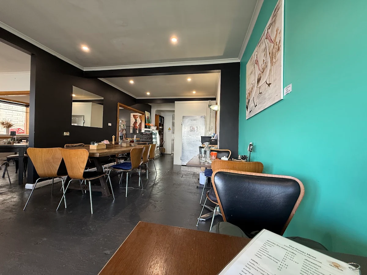 Vibe, Seven Monks Cafe & Wares
