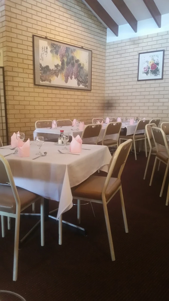 Vibe, Mei Jing Chinese Restaurant