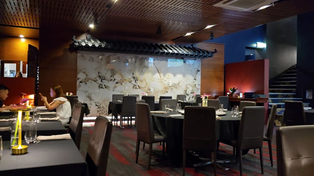 Vibe, Ming Dining | Chinese Cantonese Restaurant