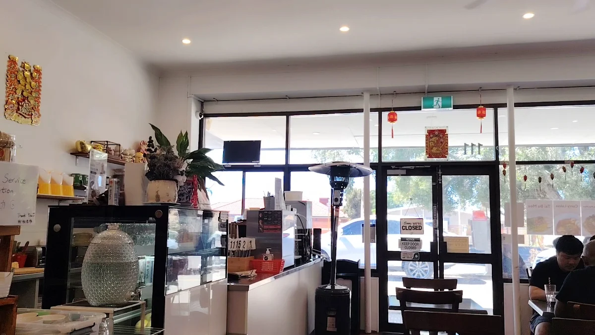 Vibe, 28 Kopitiam