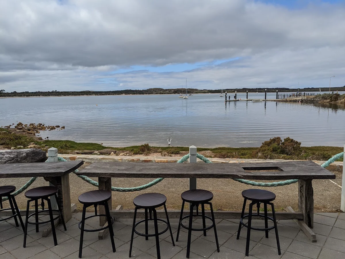 Vibe, The Deck cafe on the wharf
