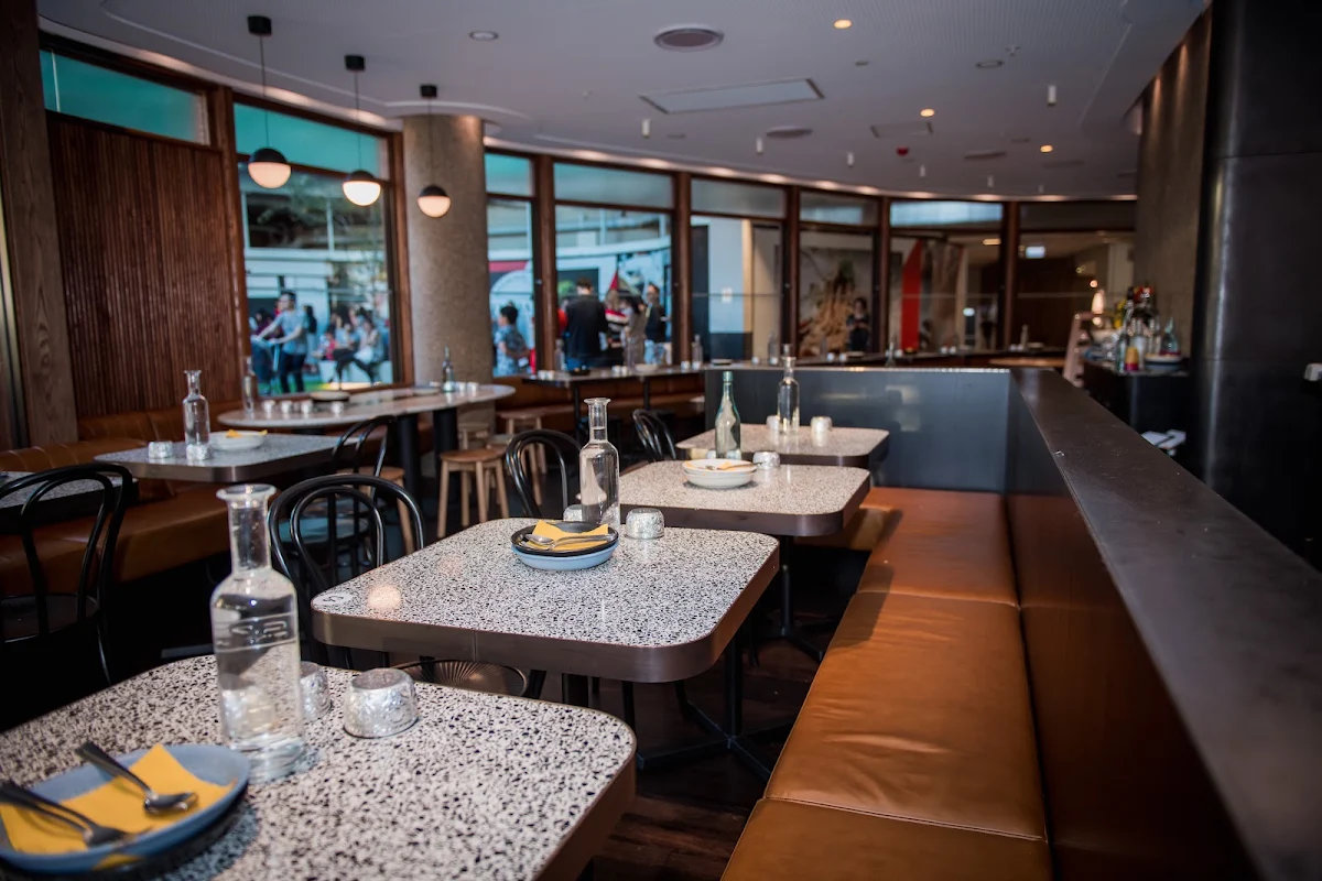 Vibe, Chat Thai - Chatswood