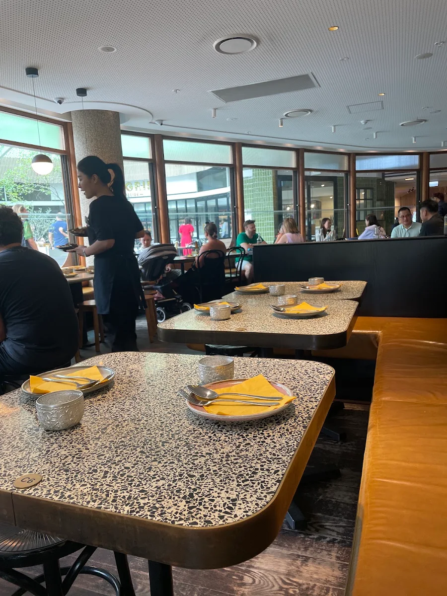 Vibe, Chat Thai - Chatswood