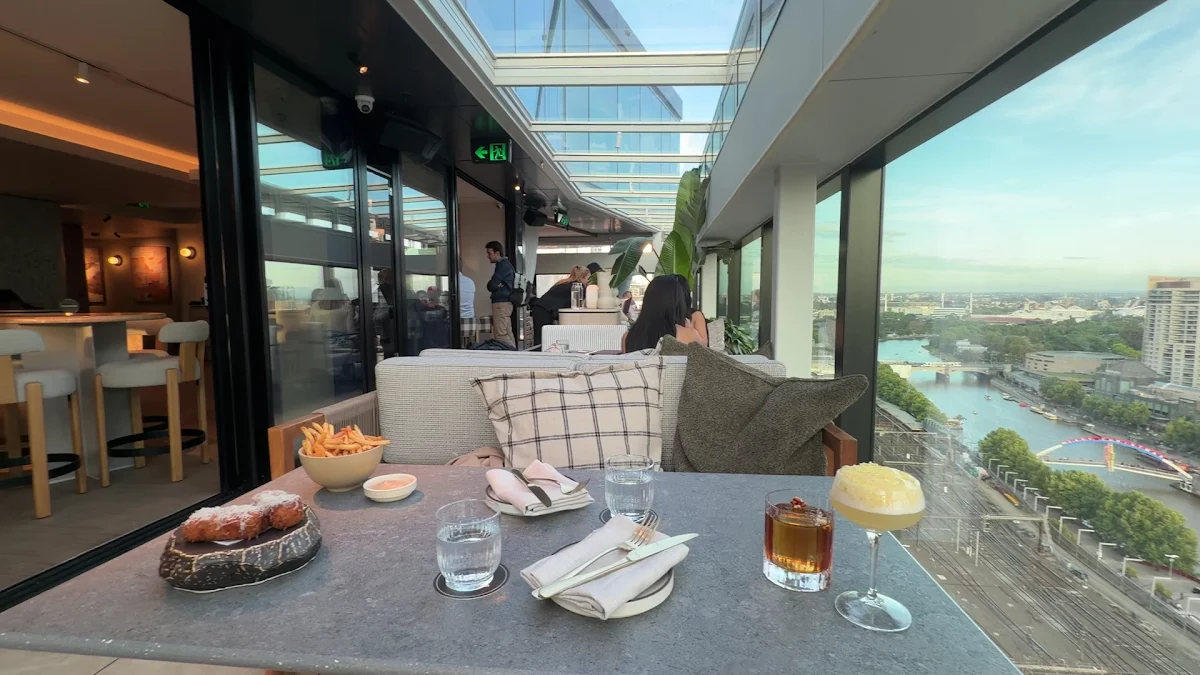 Vibe, Fleet Rooftop Bar