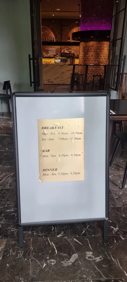 Menu, Dee Casa - Restaurant & Bar