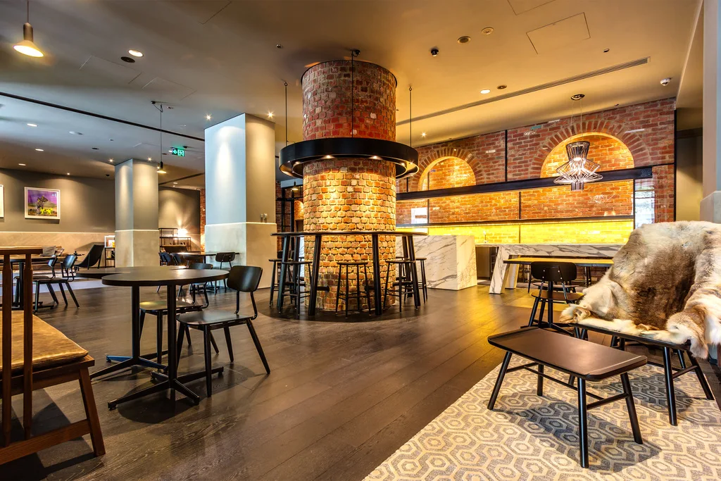 Vibe, Dee Casa - Restaurant & Bar