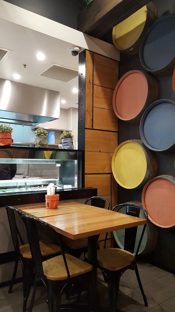 Vibe, Schnitz Dandenong Plaza