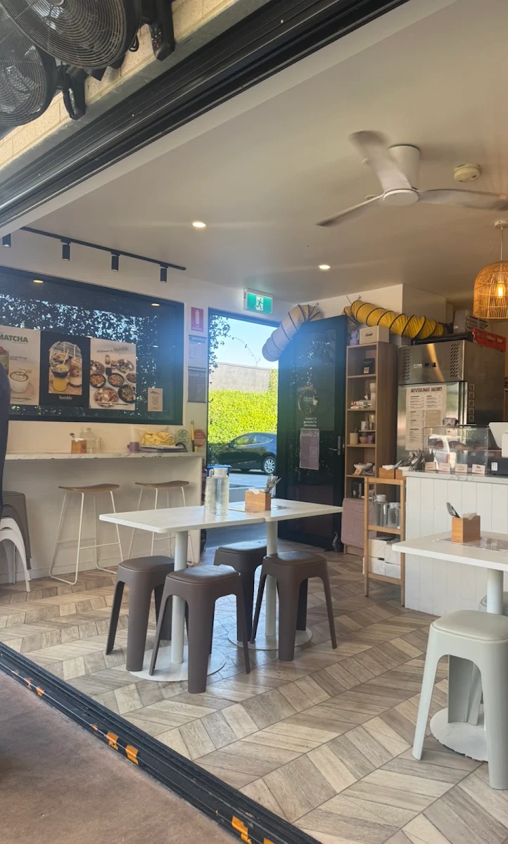 Vibe, humble cafe