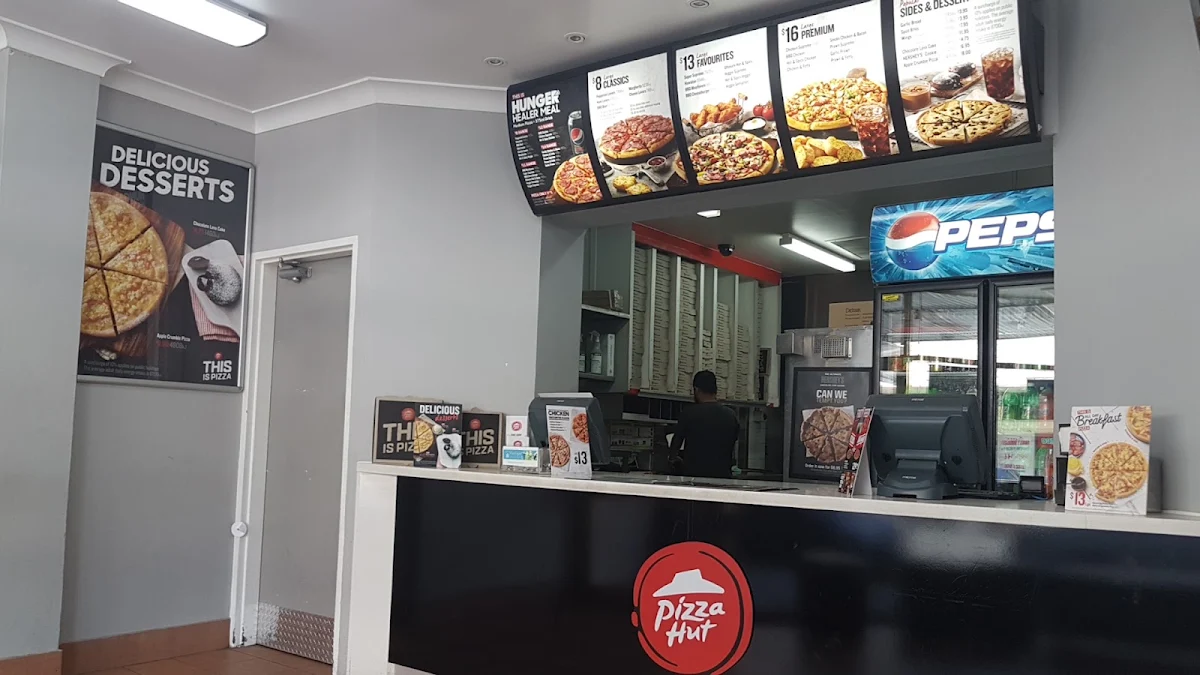 Menu, Pizza Hut Ingleburn