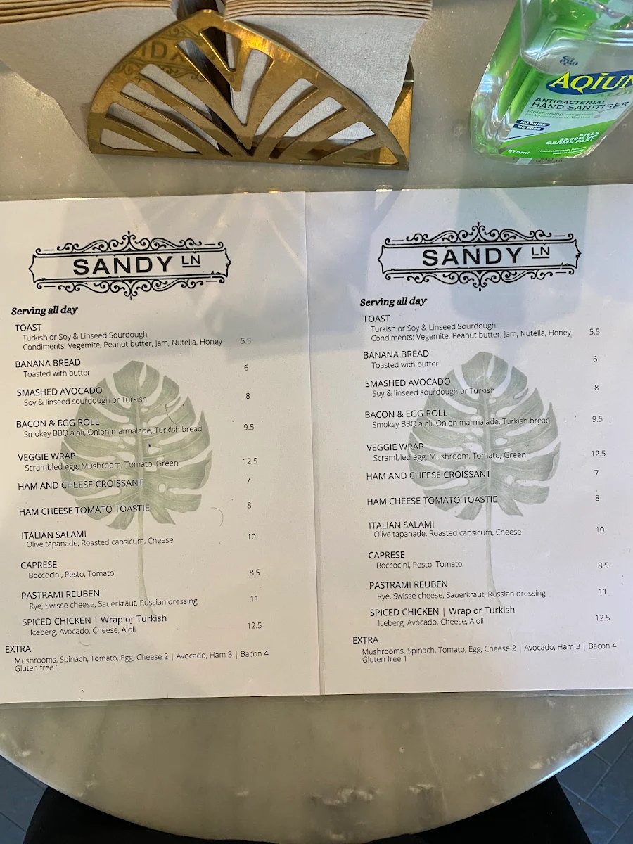 Menu, Sandy Ln