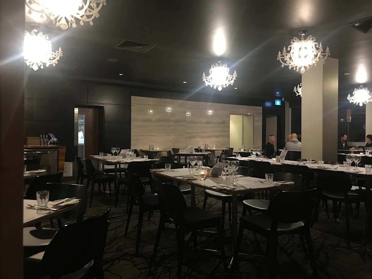 Vibe, Cremorne Hotel